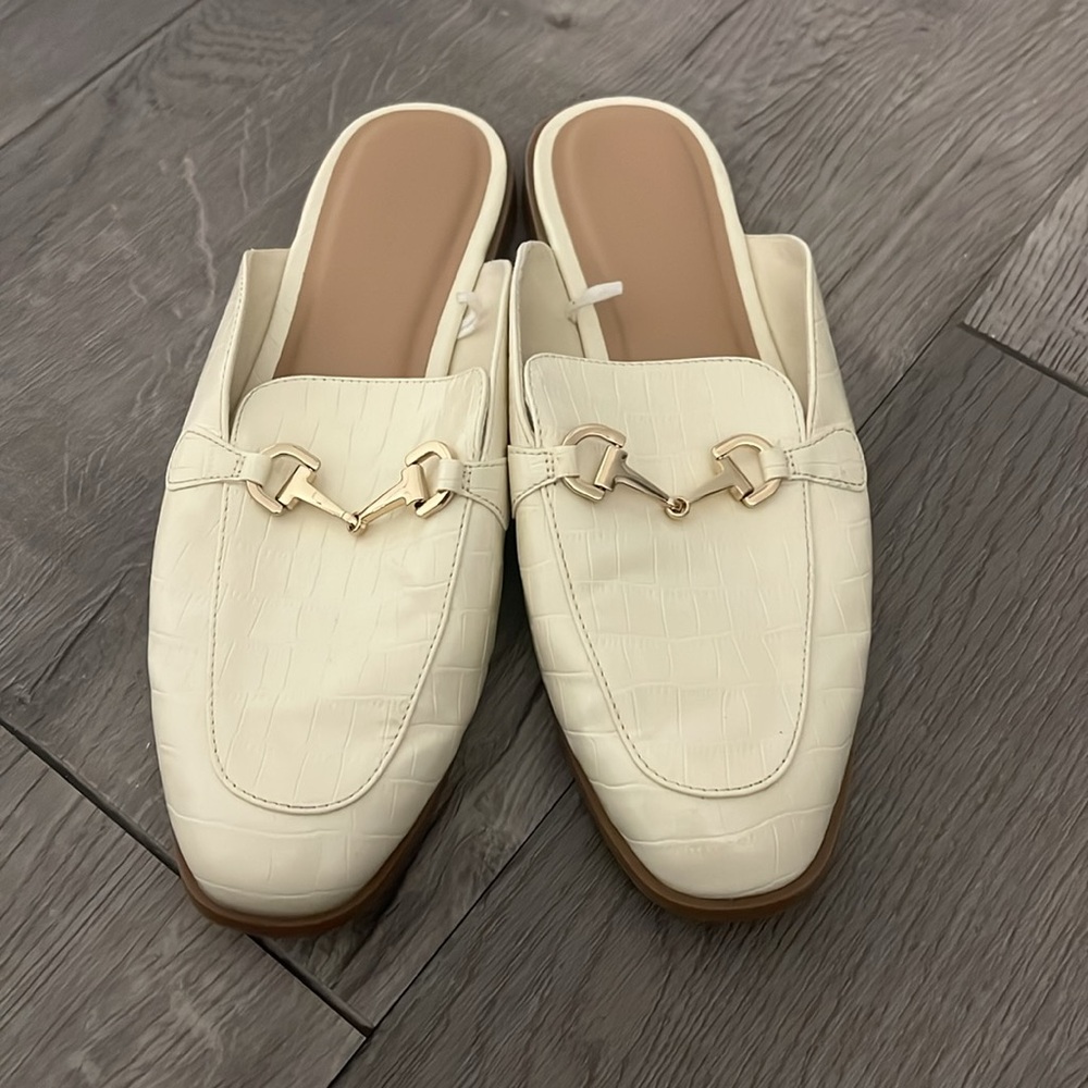 Loafers - Picture 3 of 4
